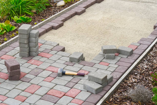 Best Driveway Paving Contractor  in Oak Brook, IL